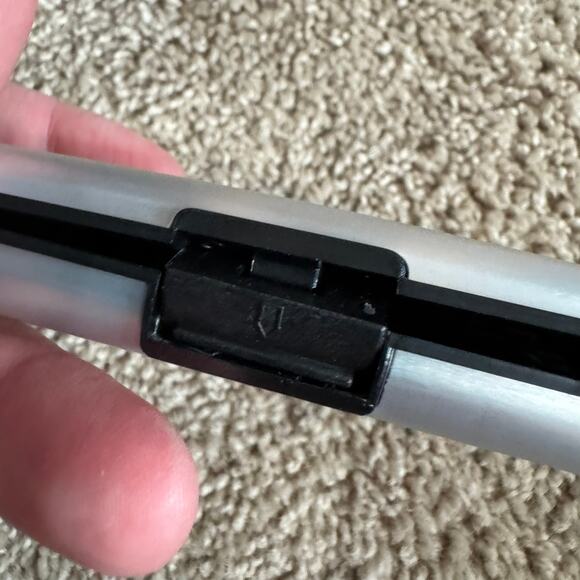 NEW Silver & Black Hard Shell Credit Card Wallet Closes Tightly Multiple Slots - Picture 3 of 11